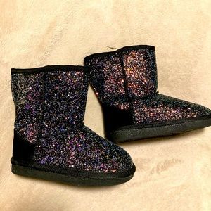 Toddler size 8 boots
